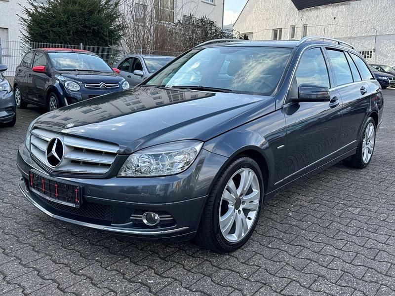 Gebraucht Mercedes C180 156 PS (114 kW) 2008 Grau Kombi