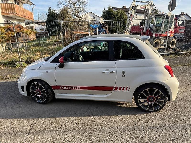 Gebraucht Abarth 595C Turismo 165 PS (121 kW) 2020 Weiß Cabrio