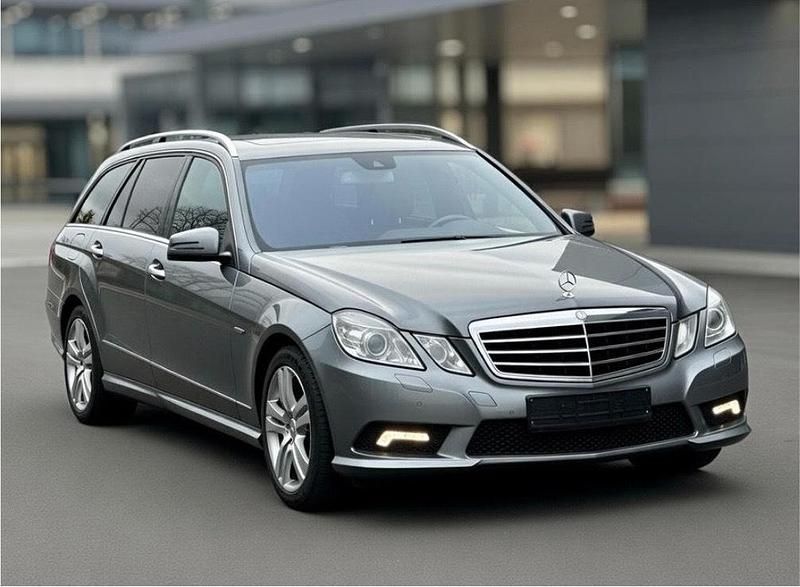 Grau Gebraucht 2011 Mercedes E350 AMG line Kombi | 10.500 € (Fairer Preis) - Bild 1/4
