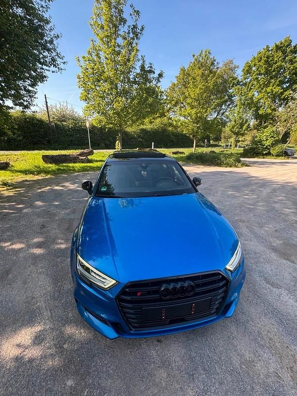 Gebraucht Audi S3 Ambiente 310 PS (228 kW) 2018 Blau Limousine