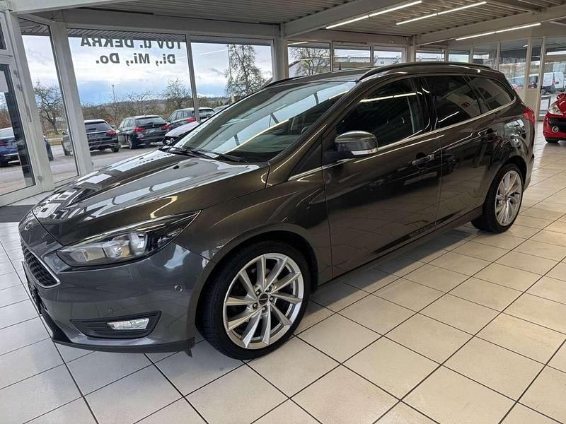 Gebraucht Ford Focus Cool & Connect 150 PS (110 kW) 2017 Schwarz Kombi