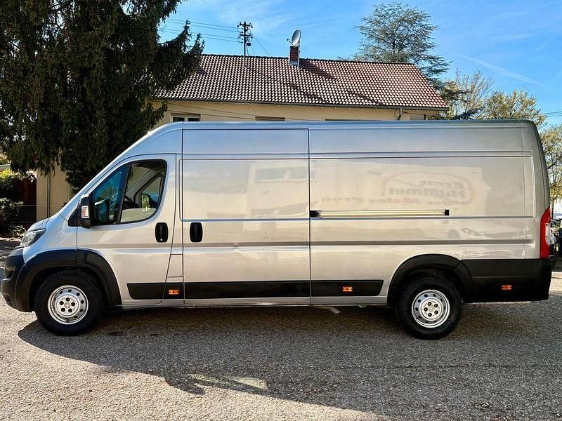 Gebraucht Peugeot Boxer Premium 165 PS (121 kW) 2021 Grau Van
