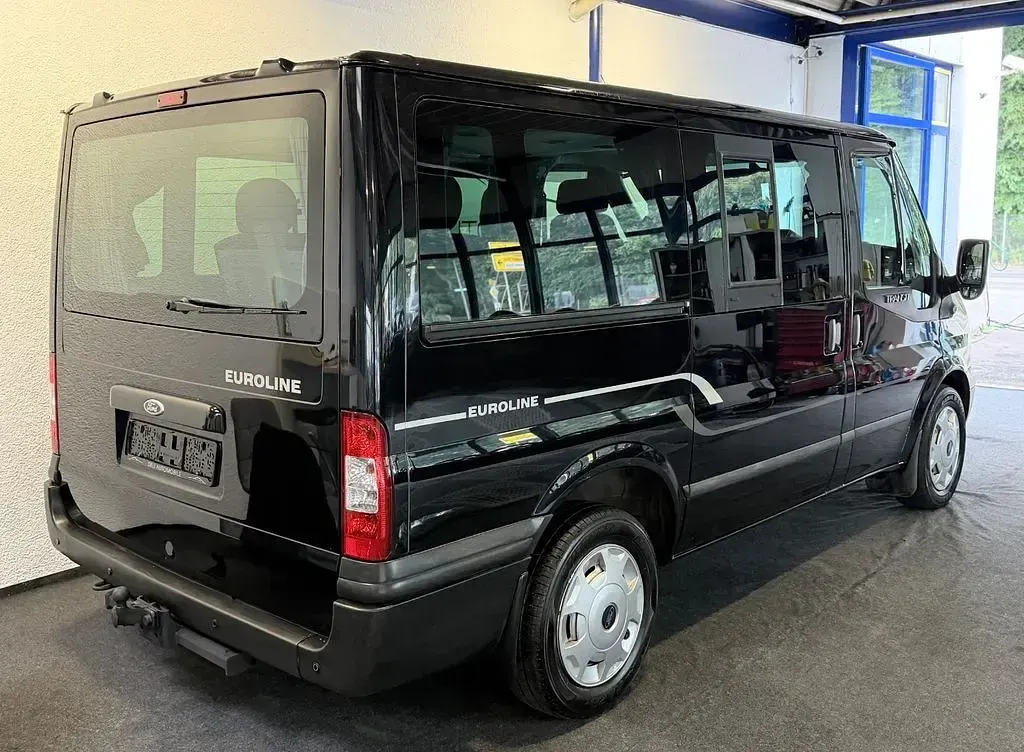 Gebraucht Ford Transit Nugget 140 PS (102 kW) 2012 Schwarz Van / Kleinbus