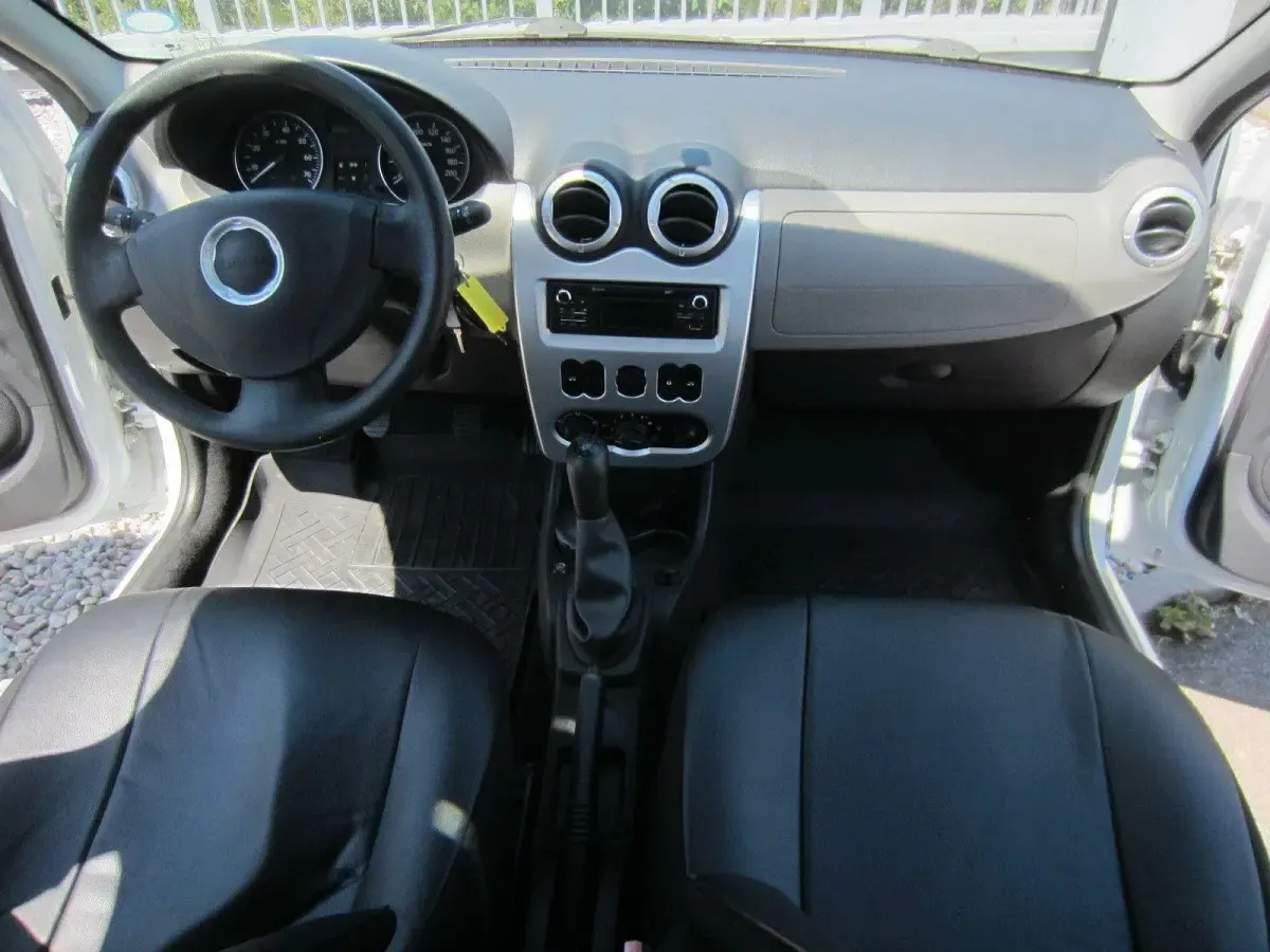Gebraucht Dacia Logan MCV 84 PS (61 kW) 2012 Weiß Kombi