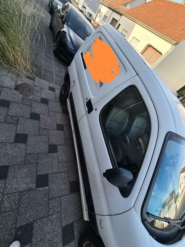 Gebraucht Citroën Berlingo 90 PS (66 kW) 2006 Weiß Van / Kleinbus