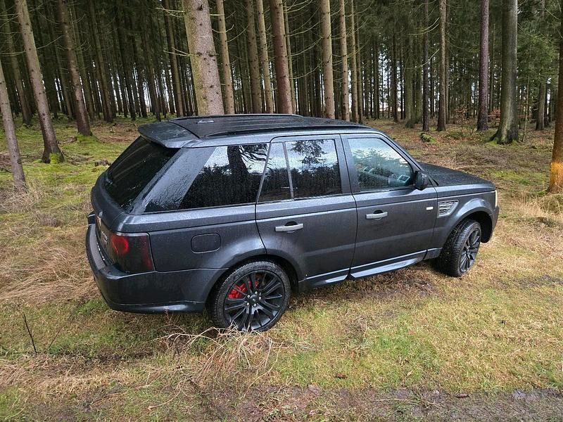 Gebraucht Land Rover Range Rover 280 PS (205 kW) 2011 Schwarz SUV