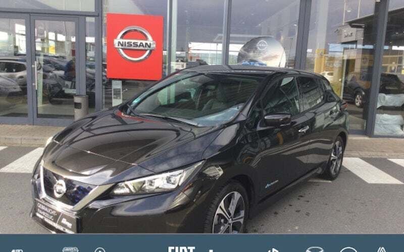 Schwarz Gebraucht 2020 Nissan Leaf Tekna Kleinwagen | 18.490 € (Etwas zu teuer) - Bild 1/2