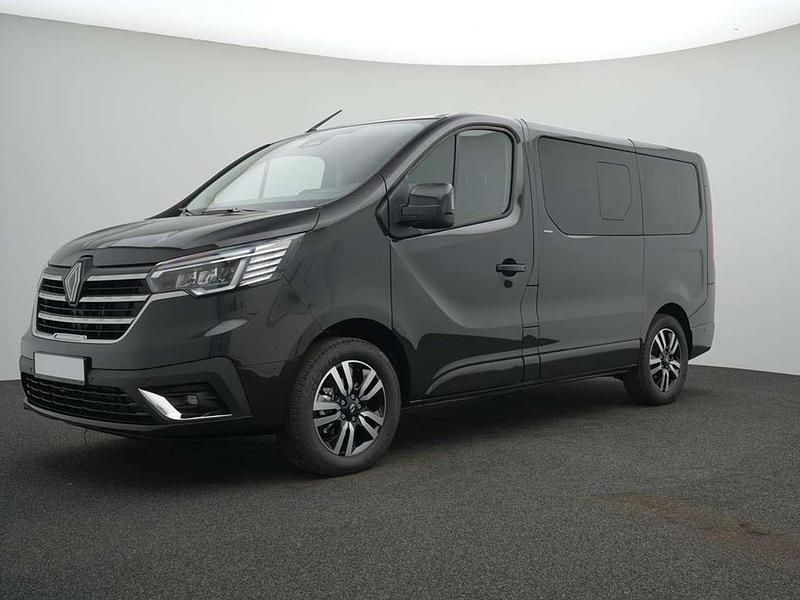 Gebraucht Renault Trafic Life 150 PS (110 kW) 2025 Schwarz midnight Van / Kleinbus