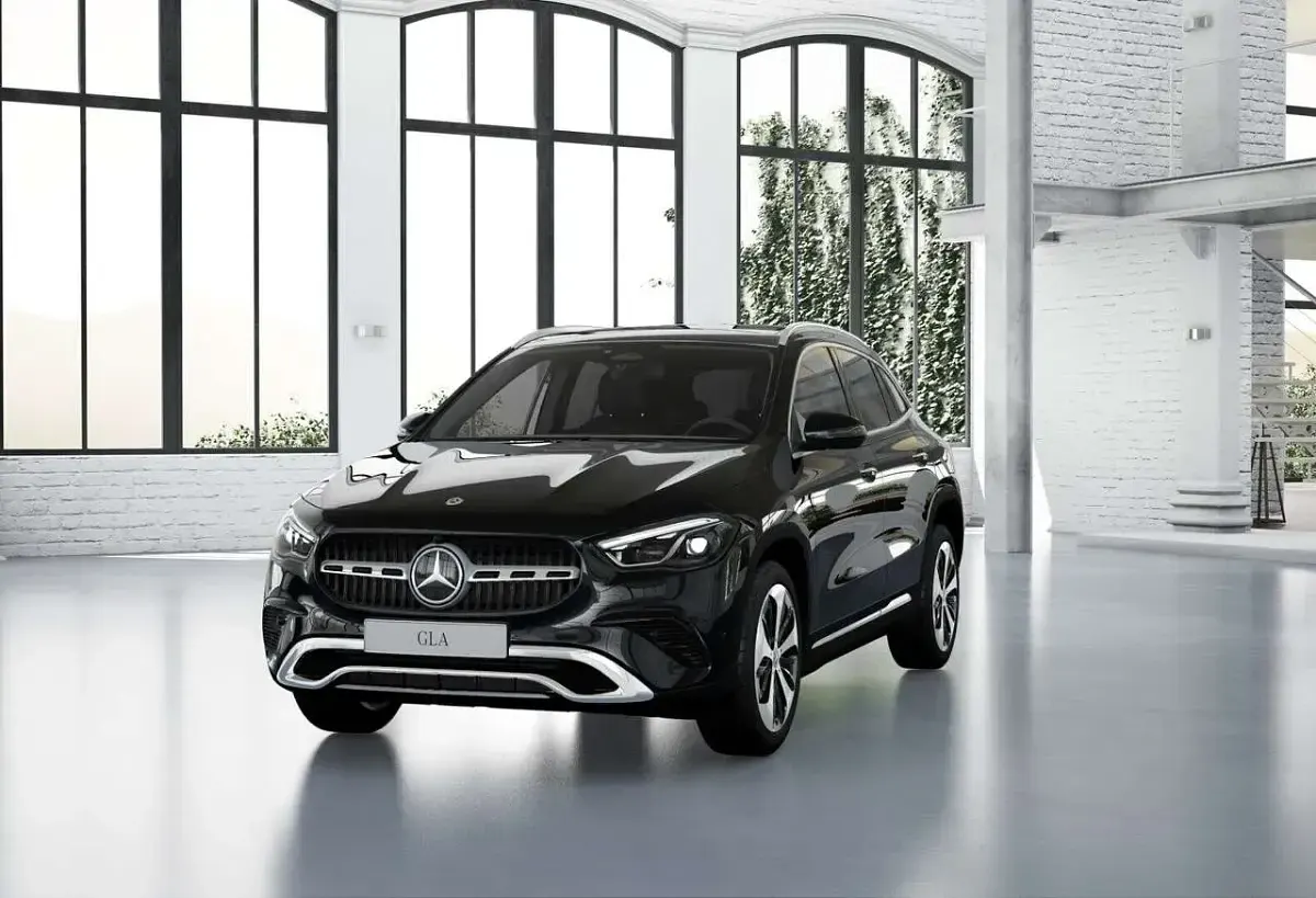 Gebraucht Mercedes GLA220 Progressive 190 PS (139 kW) 2026 Metalliclack kosmosschwarz SUV
