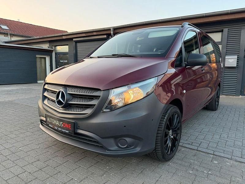 Gebraucht Mercedes Vito 163 PS (119 kW) 2017 Rot Van