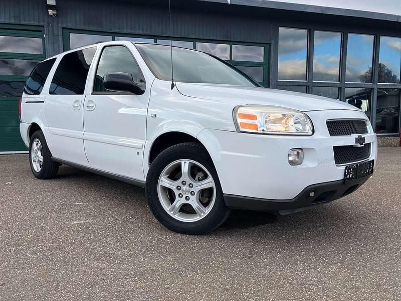 Weiß Gebraucht 2008 Chevrolet Uplander LT Van / Kleinbus | 4.750 € - Bild 1/4
