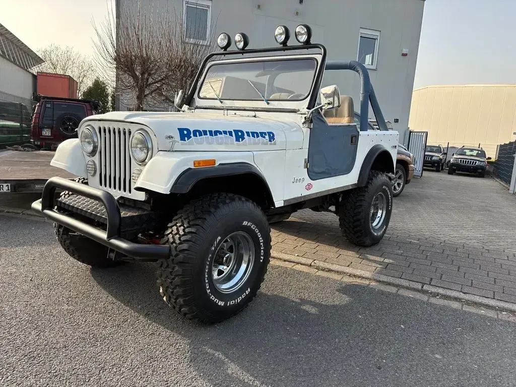 Gebraucht Jeep CJ 150 PS (110 kW) 1977 Weiß SUV