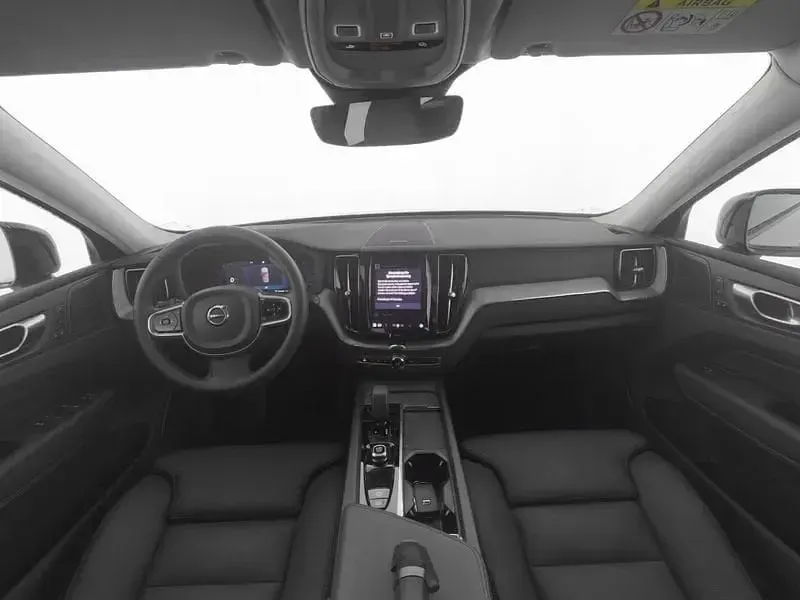 Gebraucht Volvo XC60 Plus 197 PS (144 kW) 2023 Grau SUV