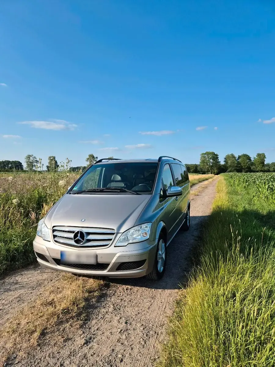 Gebraucht Mercedes Viano 224 PS (164 kW) 2012 Silber Van / Kleinbus