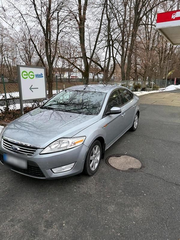 Gebraucht Ford Mondeo 125 PS (91 kW) 2007 Silber Limousine