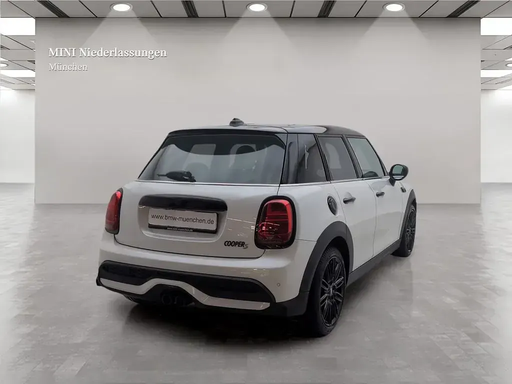 Gebraucht Mini Cooper S 178 PS (130 kW) 2023 Weiß Kleinwagen