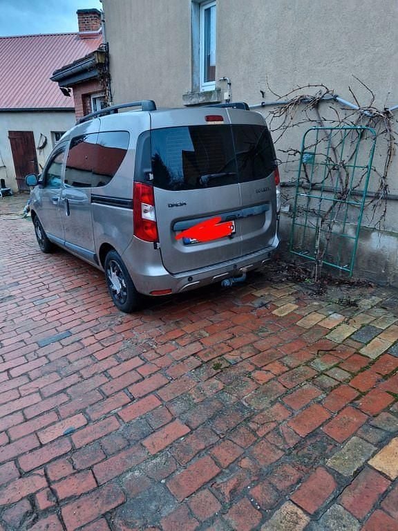 Gebraucht Dacia Dokker 116 PS (85 kW) 2014 Grau Van / Kleinbus