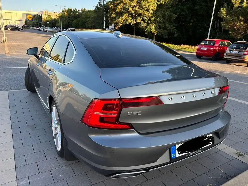 Gebraucht Volvo S90 Inscription 235 PS (172 kW) 2019 Grau Limousine