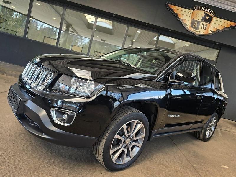 Gebraucht Jeep Compass Limited 170 PS (125 kW) 2016 Schwarz SUV