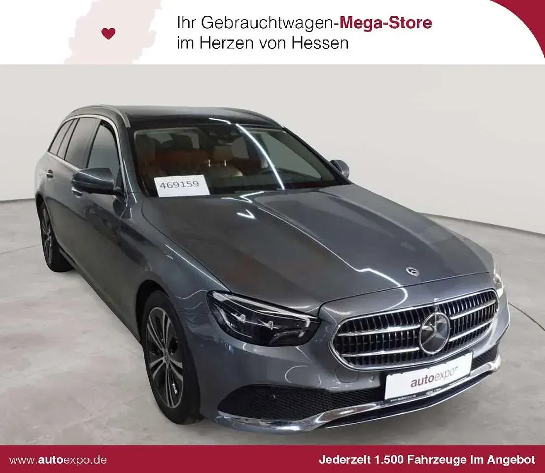Gebraucht Mercedes E400 Avantgarde 330 PS (242 kW) 2023 Kombi