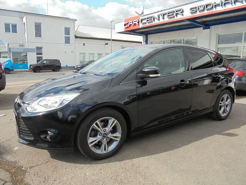 Gebraucht Ford Focus SYNC Edition 125 PS (91 kW) 2013 Schwarz Limousine