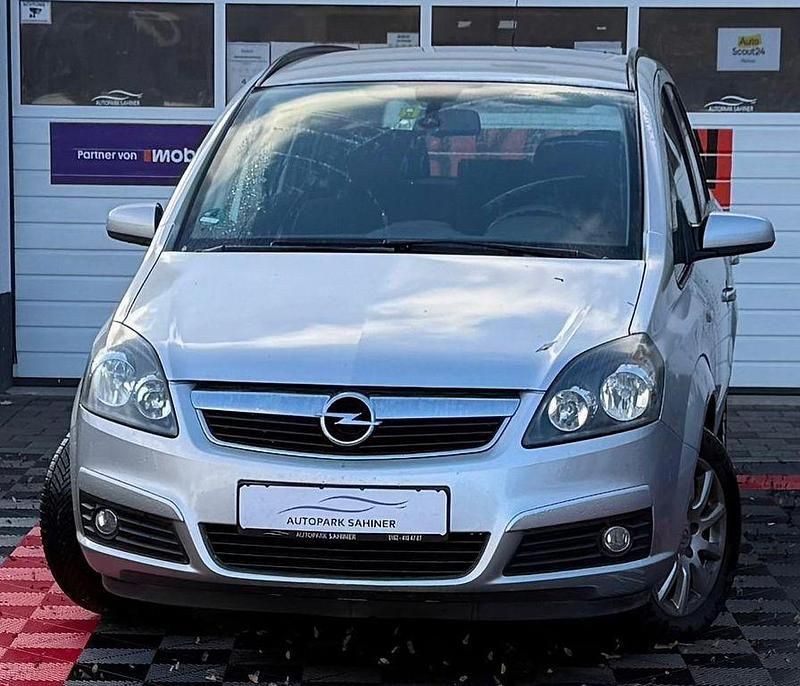 Silber Gebraucht 2007 Opel Zafira Van / Kleinbus | 799 € (Superpreis) - Bild 1/4