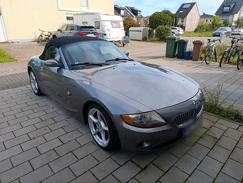 Gebraucht BMW Z4 231 PS (169 kW) 2003 Silber Cabrio
