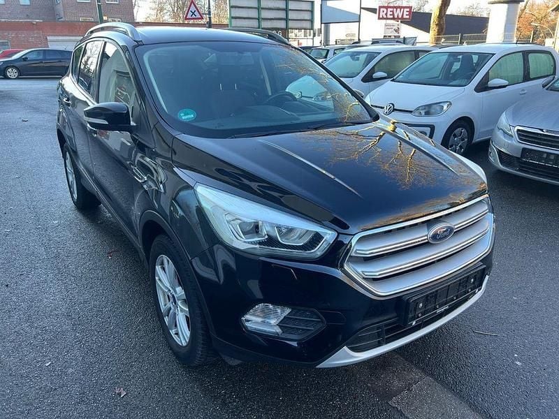 Schwarz Gebraucht 2018 Ford Kuga Cool & Connect SUV | 10.999 € (Guter Preis) - Bild 1/4