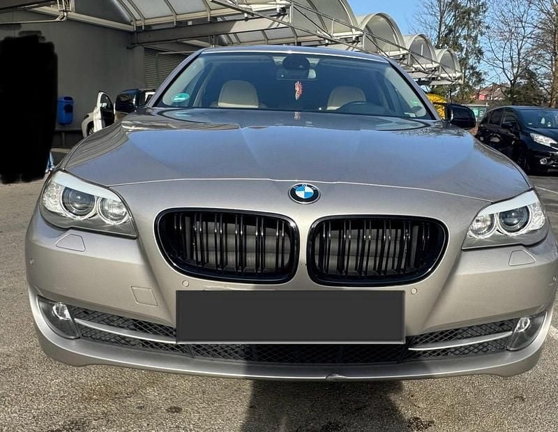 Beige Gebraucht 2012 BMW 525 Limousine | 10.000 € (Superpreis) - Bild 1/4
