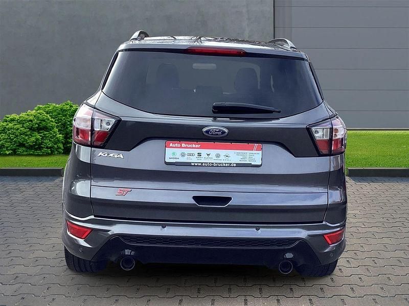 Używany Ford Kuga ST-Line 179 KM (131 kW) 2017 Szary SUV