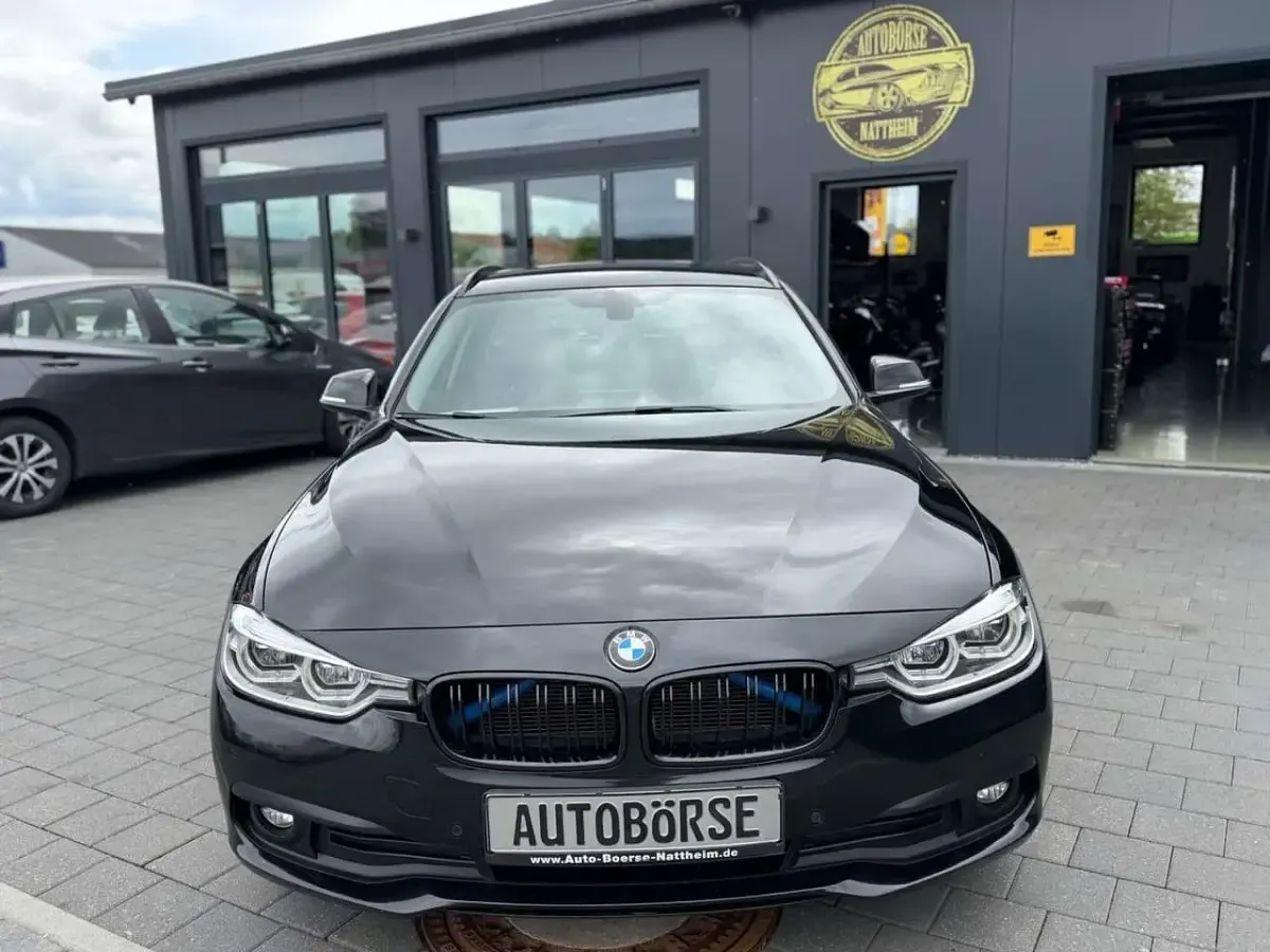 Occasion BMW 318 Advantage 150 ch (110 kW) 2017 Noir Berline