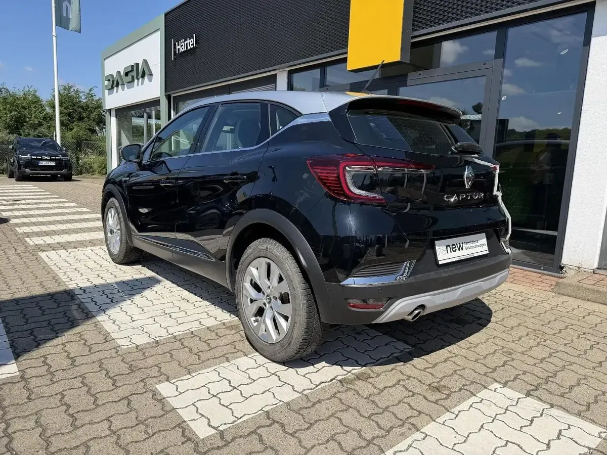 Gebraucht Renault Captur Intens 140 PS (102 kW) 2021 Grau SUV