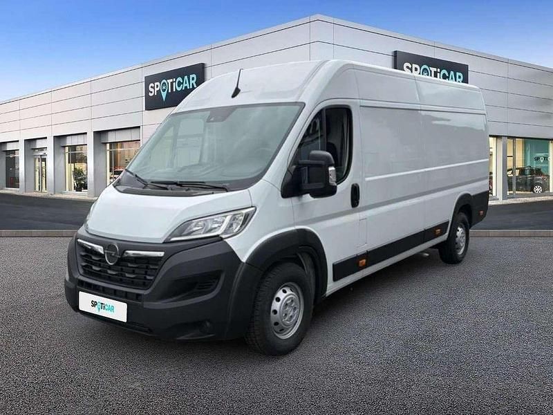 Gebraucht Opel Movano 165 PS (121 kW) 2024 Cassablanca weiss Van