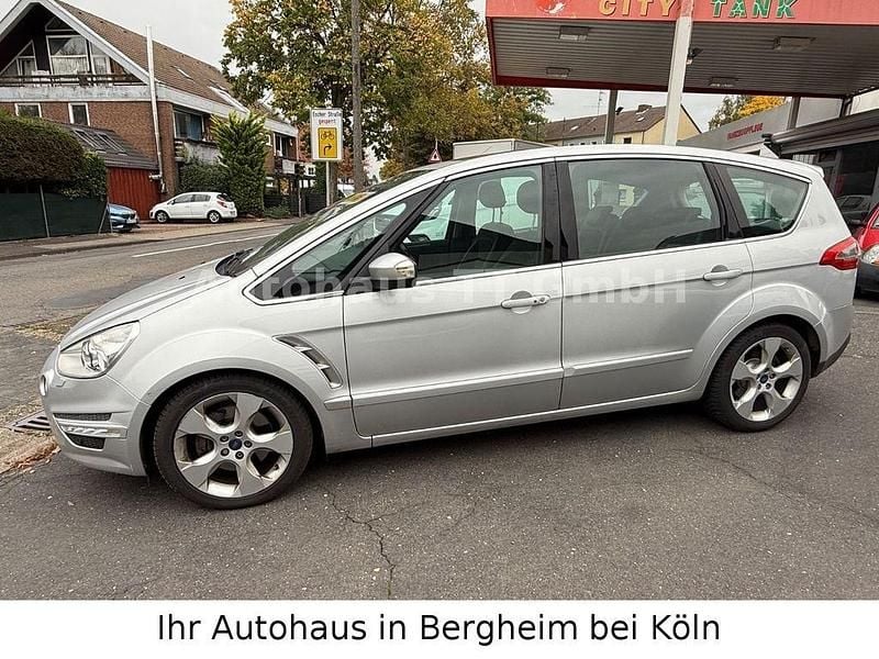 Gebraucht Ford S-MAX Titanium 239 PS (175 kW) 2012 Silber Van / Kleinbus