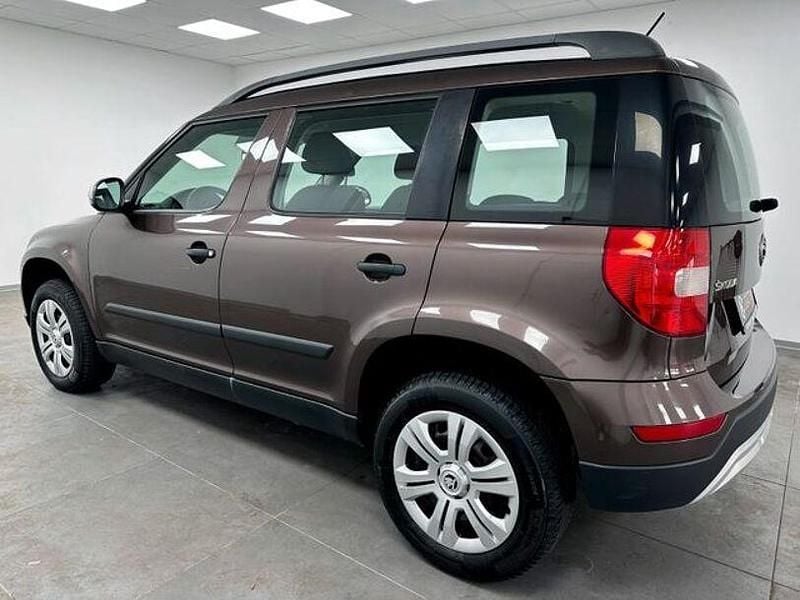 Gebraucht Skoda Yeti 110 PS (80 kW) 2017 Braun SUV