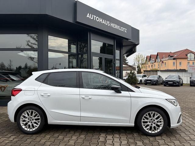 Gebraucht Seat Ibiza FR-Line 116 PS (85 kW) 2025 Nevadaweiß Kleinwagen