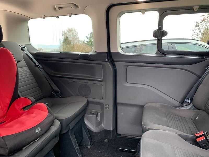 Gebraucht Ford Tourneo Titanium 185 PS (136 kW) 2019 Schwarz Van / Kleinbus