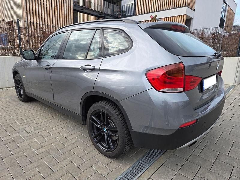 Gebraucht BMW X1 150 PS (110 kW) 2011 Grau SUV