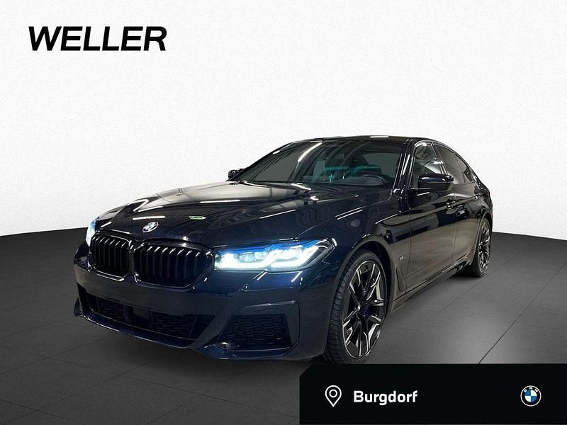 Schwarz Gebraucht 2022 BMW 540 Performance Limousine | 42.390 € (Teuer) - Bild 1/4