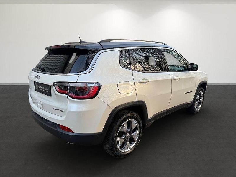 Usado Jeep Compass Limited 170 HP (125 kW) 2018 Branco SUV
