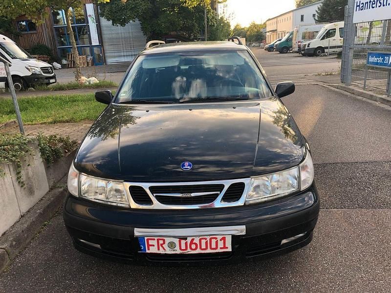 Schwarz Gebraucht 2000 Saab 9-5 Kombi | 650 € (Superpreis) - Bild 1/4