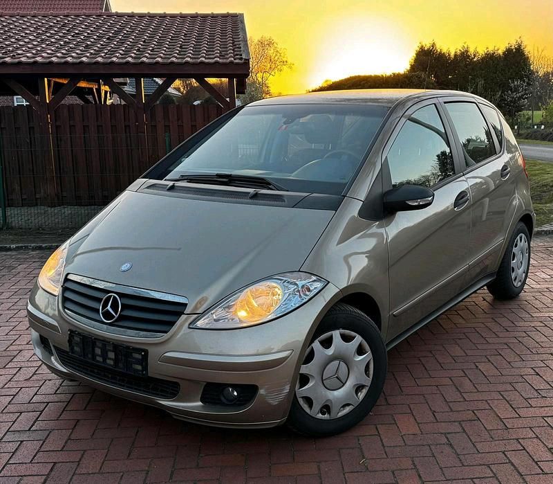 Gebraucht Mercedes A150 95 PS (69 kW) 2006 Gold Kleinwagen