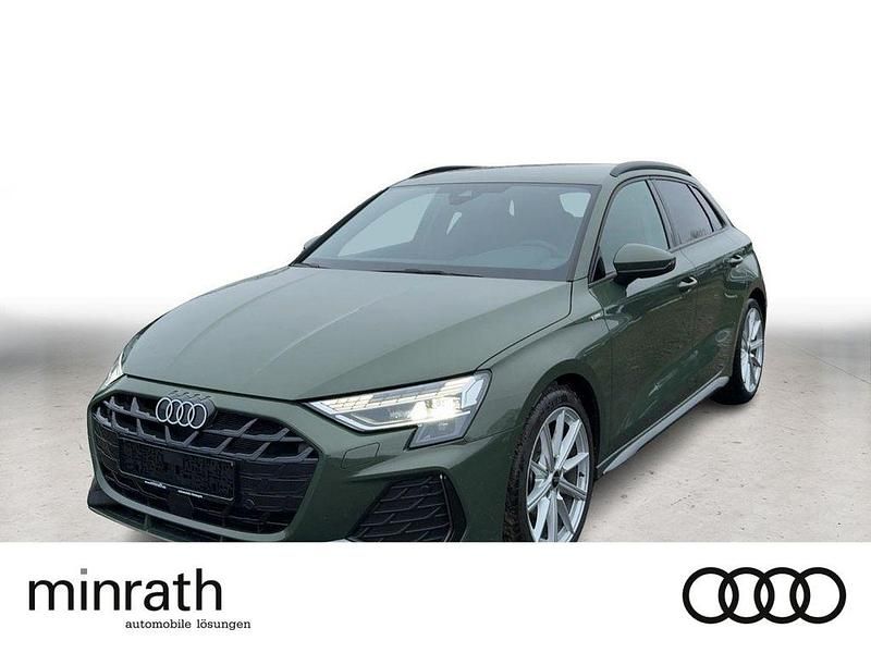 Distriktgrün metallic Gebraucht 2025 Audi A3 S-Line Limousine | 34.680 € (Guter Preis) - Bild 1/4