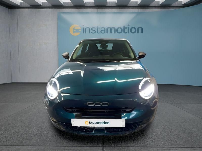 Neu Fiat 600 110 PS (80 kW) 2025 Schwarz Kleinwagen