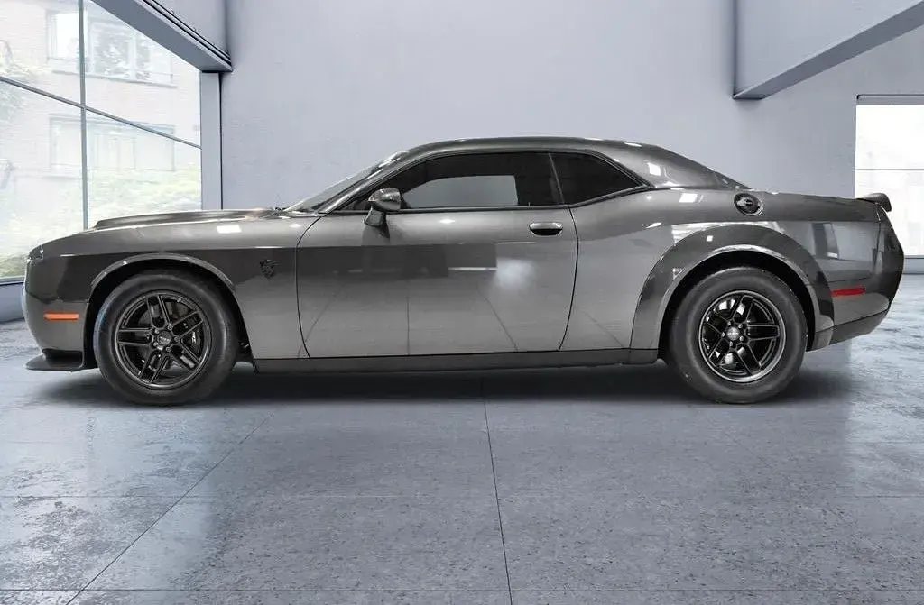 Gebraucht Dodge Challenger 2023 Grau Coupé