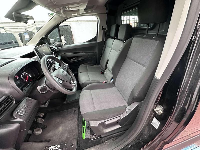 Gebraucht Opel Combo Edition 102 PS (75 kW) 2021 Nacht schwarz Van / Kleinbus