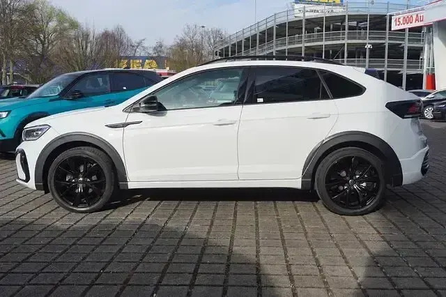 Używany VW Taigo R-line 150 KM (110 kW) 2022 Biały SUV