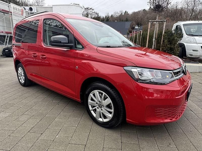 Gebraucht VW Caddy Life 114 PS (83 kW) 2021 Rot Van / Kleinbus