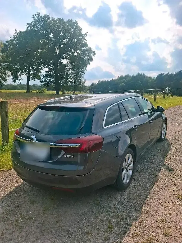 Gebraucht Opel Insignia 163 PS (119 kW) 2014 Grau Kombi