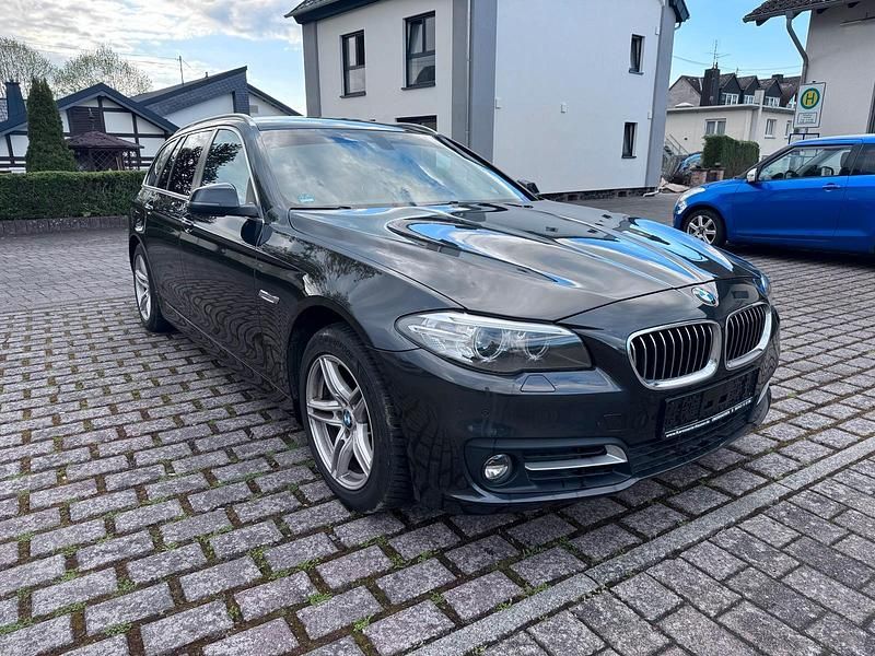 Gebraucht BMW 530 260 PS (191 kW) 2015 Schwarz Kombi